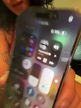 Shuggabutt's cam snapshot