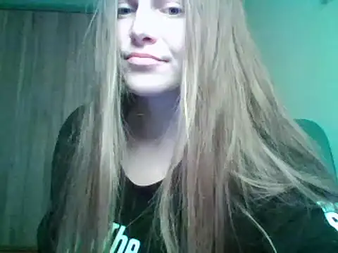 Evasapples's cam snapshot