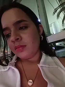 Julieth_hot-69's cam snapshot