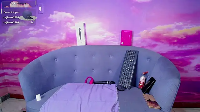 cortney_tayler's cam snapshot