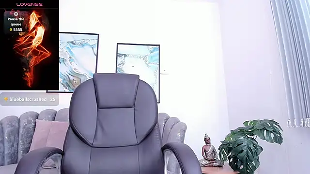 miavegas1's cam snapshot