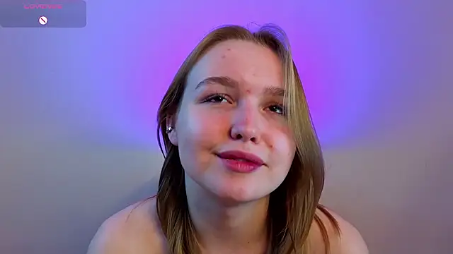 VinnieSerrano live sex cam