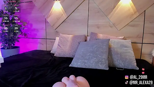 sussan_fox_'s cam snapshot