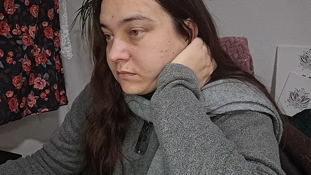 Cyndee_Winter's cam snapshot