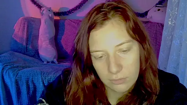 Lily_Ember's cam snapshot