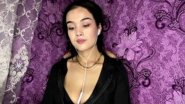 AylinBlush's cam snapshot