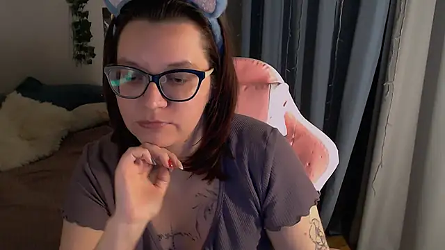 Milaniya_Poolys's cam snapshot