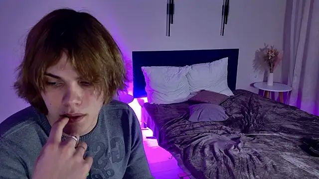 Bonnie_And_C1yde's cam snapshot