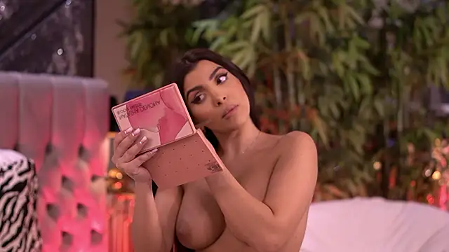 NicoleCellini's cam snapshot