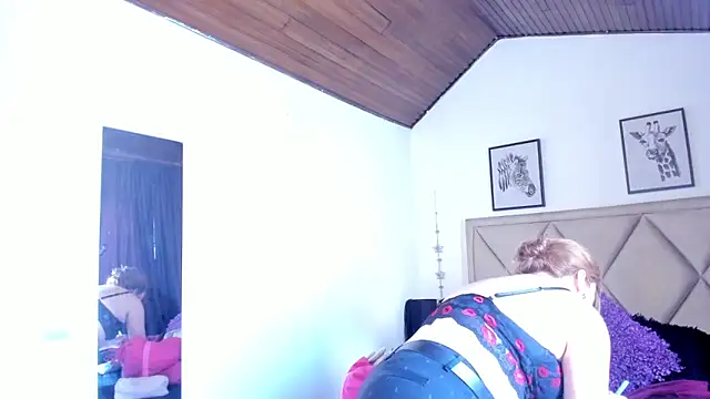 MonyCassius's cam snapshot