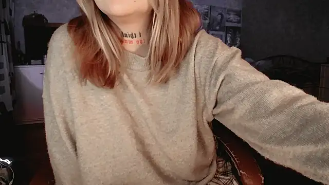 raingurl's cam snapshot