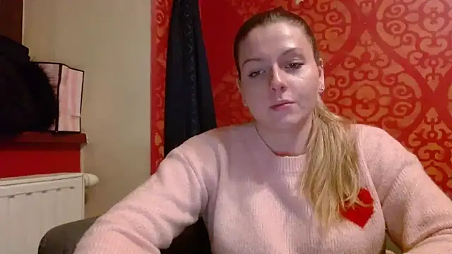 BritneySensual's cam snapshot