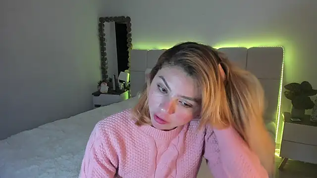 Ori_valentina's cam snapshot