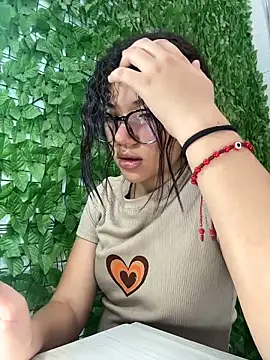 _Queen_love2's cam snapshot