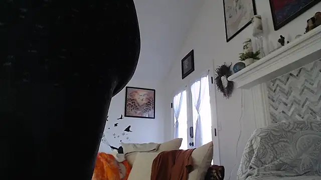 AuroraWillows's cam snapshot