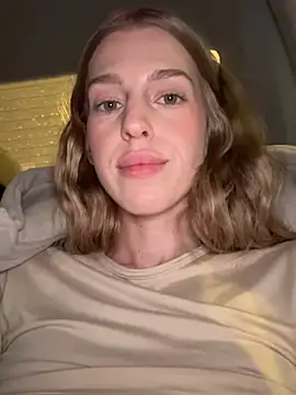 kira_mia live sex cam