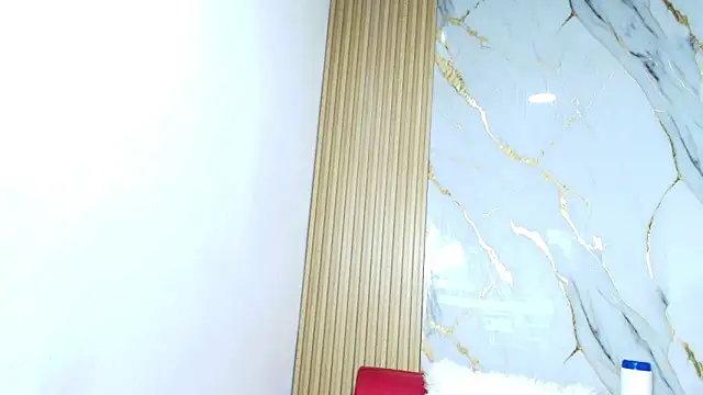 Luluu_08 live sex cam