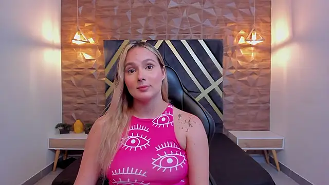 Emmaa_white_'s cam snapshot