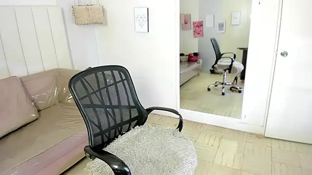 veronica_b07 live sex cam