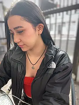 AshleyPinkk_'s cam snapshot