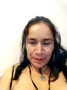 Tania_xaray's cam snapshot