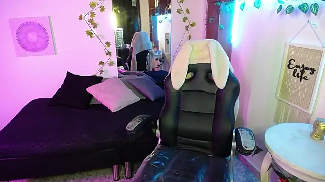 jia1111_'s cam snapshot