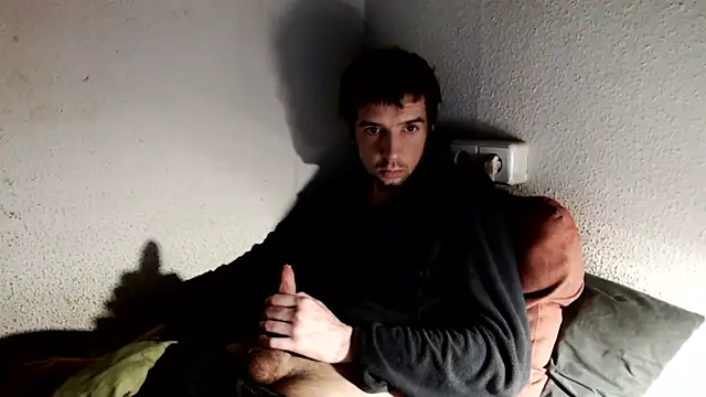 lost_reality's cam snapshot