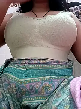 cute-mahek's cam snapshot