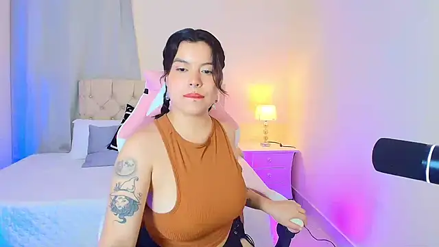 LillithRoses_'s cam snapshot