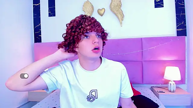 Skyee_angel's cam snapshot