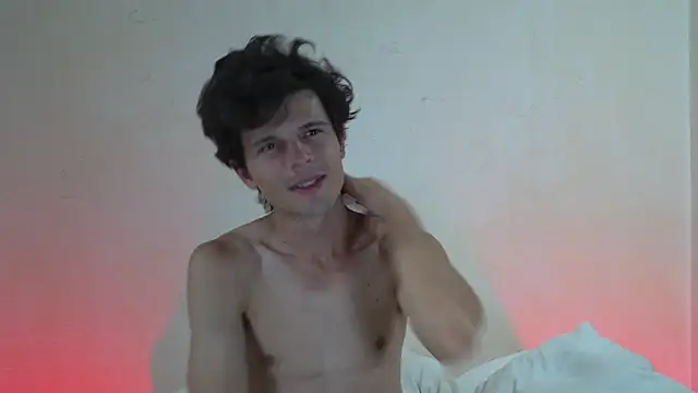 MaxxxTaylor's cam snapshot