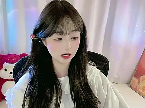 CLaire-5's cam snapshot