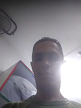 escanor95077's cam snapshot