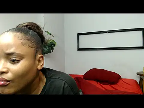 FifiBae1 live sex cam