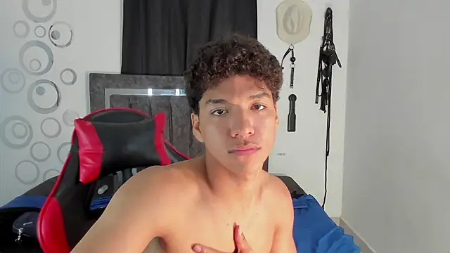 Maximiliano_Khalil's cam snapshot