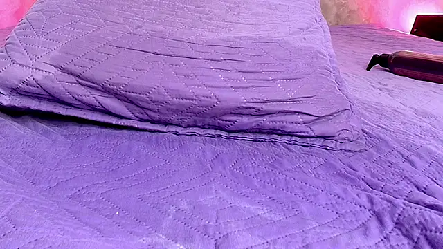 anisha_x's cam snapshot