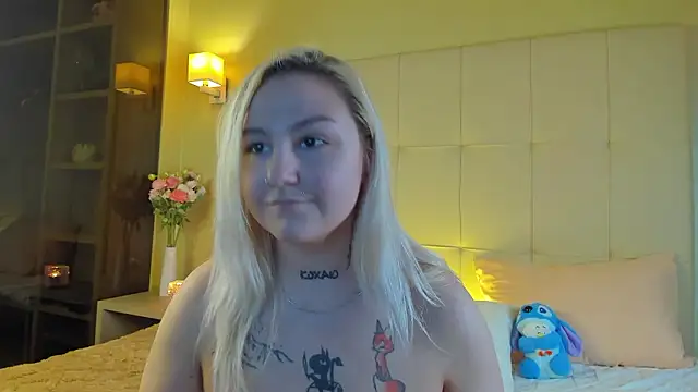 Debbie_Taylor's cam snapshot