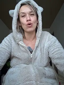 MAGDALAKOVANOVA's cam snapshot