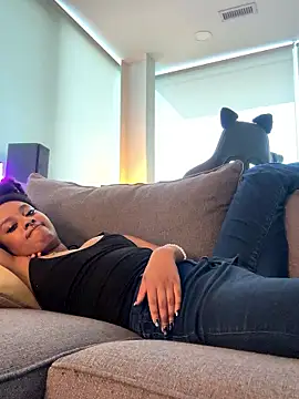 Your_Paris live sex cam