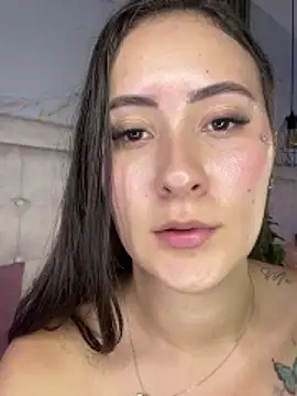 Honey_noir's cam snapshot