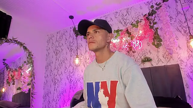 Bonny_and_carrot's cam snapshot