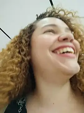 SirenRouge_69's cam snapshot