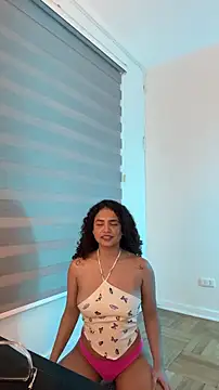 cinnamon_rosa's cam snapshot