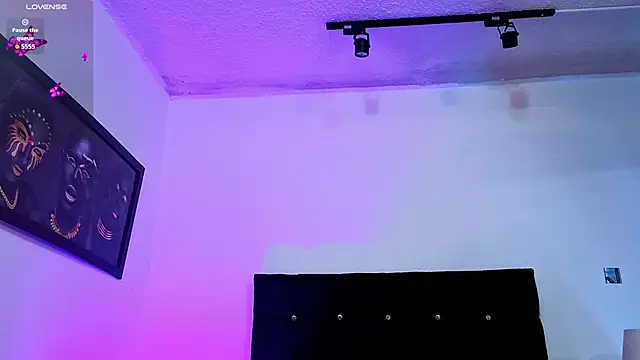 Megan_Do_Santos live sex cam