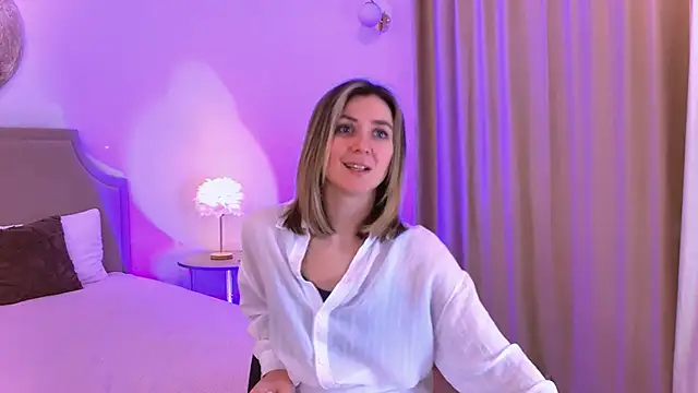 EmeraldGlow's cam snapshot