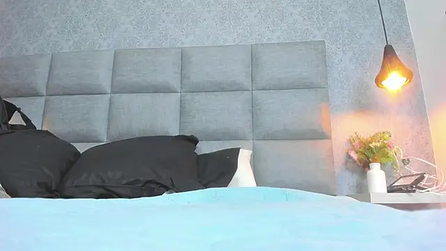 emilyy_r's cam snapshot