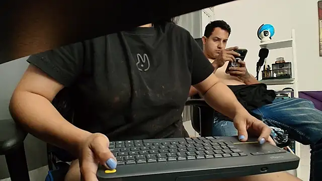 ema_abby's cam snapshot