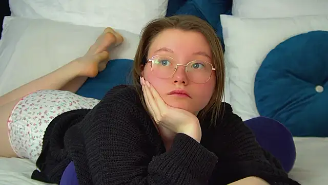 KeiraAsti's cam snapshot