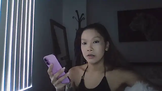 cryptokimgirl's cam snapshot