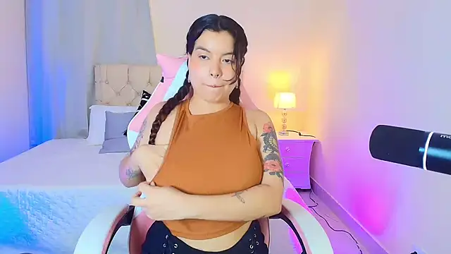 LillithRoses_'s cam snapshot